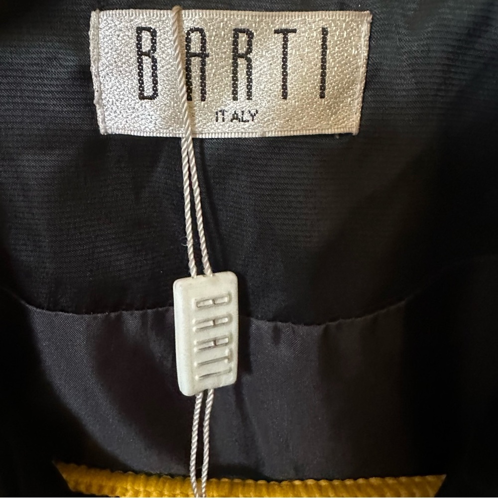 ⭐️ Barti Italy Small Black Satin Coat - Picture 2 of 16